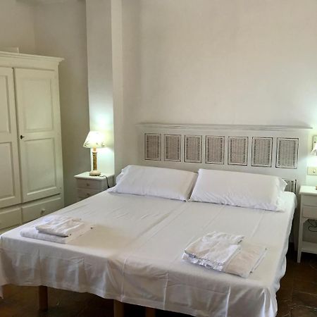 Hotel Su Meriagu Capitana Luaran gambar