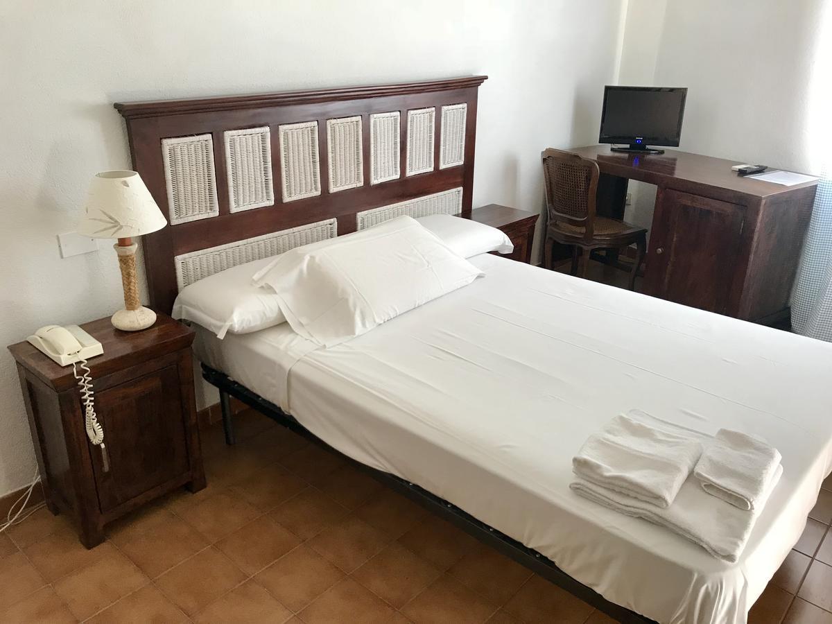 Hotel Su Meriagu Capitana Luaran gambar