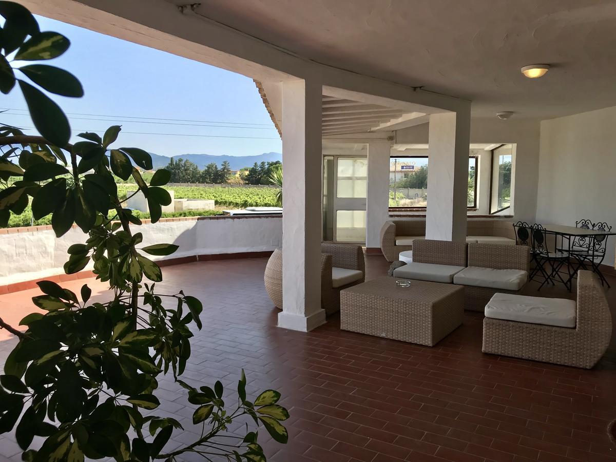 Hotel Su Meriagu Capitana Luaran gambar