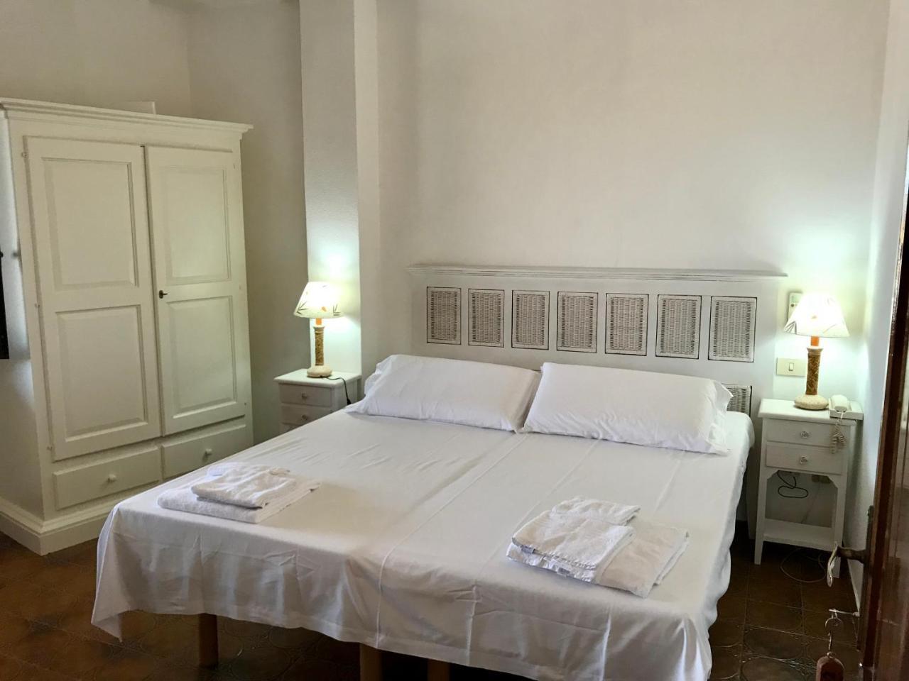 Hotel Su Meriagu Capitana Luaran gambar